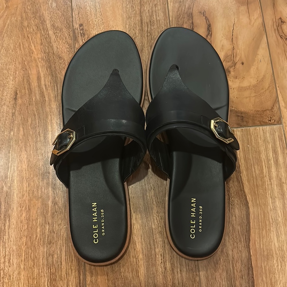 COLE HAAN Sandals